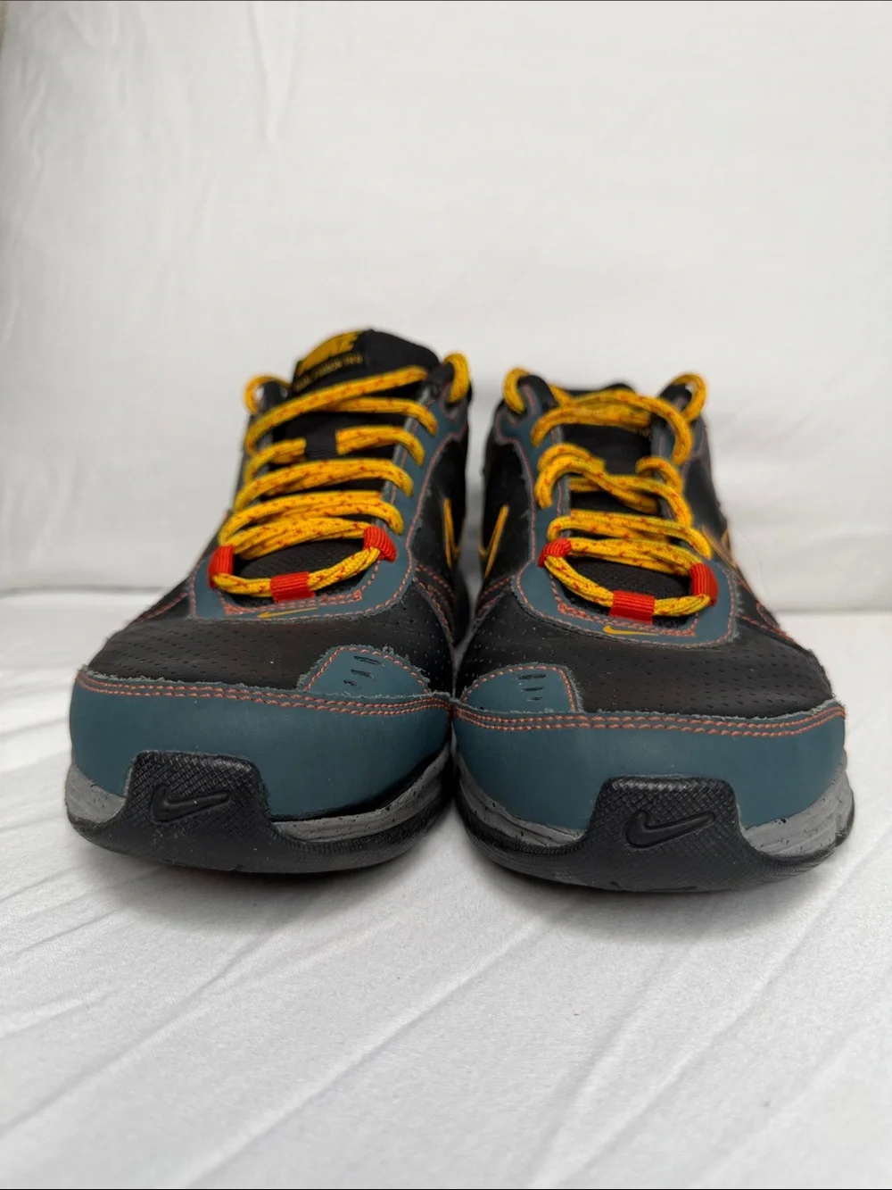 Nike Black and Yellow Women's Dual Fusion TR2 Athletic Shoes with Teal Accents